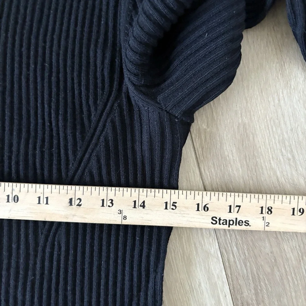 Tory Burch Ramona Solid Black Merino Wool Sweater Sz Medium Peplum Long Sleeves‎